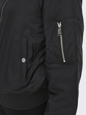 ONLYPrijelazna jakna 'THILDE' - crna boja