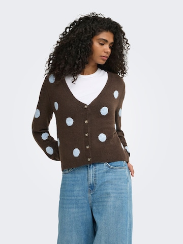 Cardigan 'ONL Rica' ONLY en marron : devant