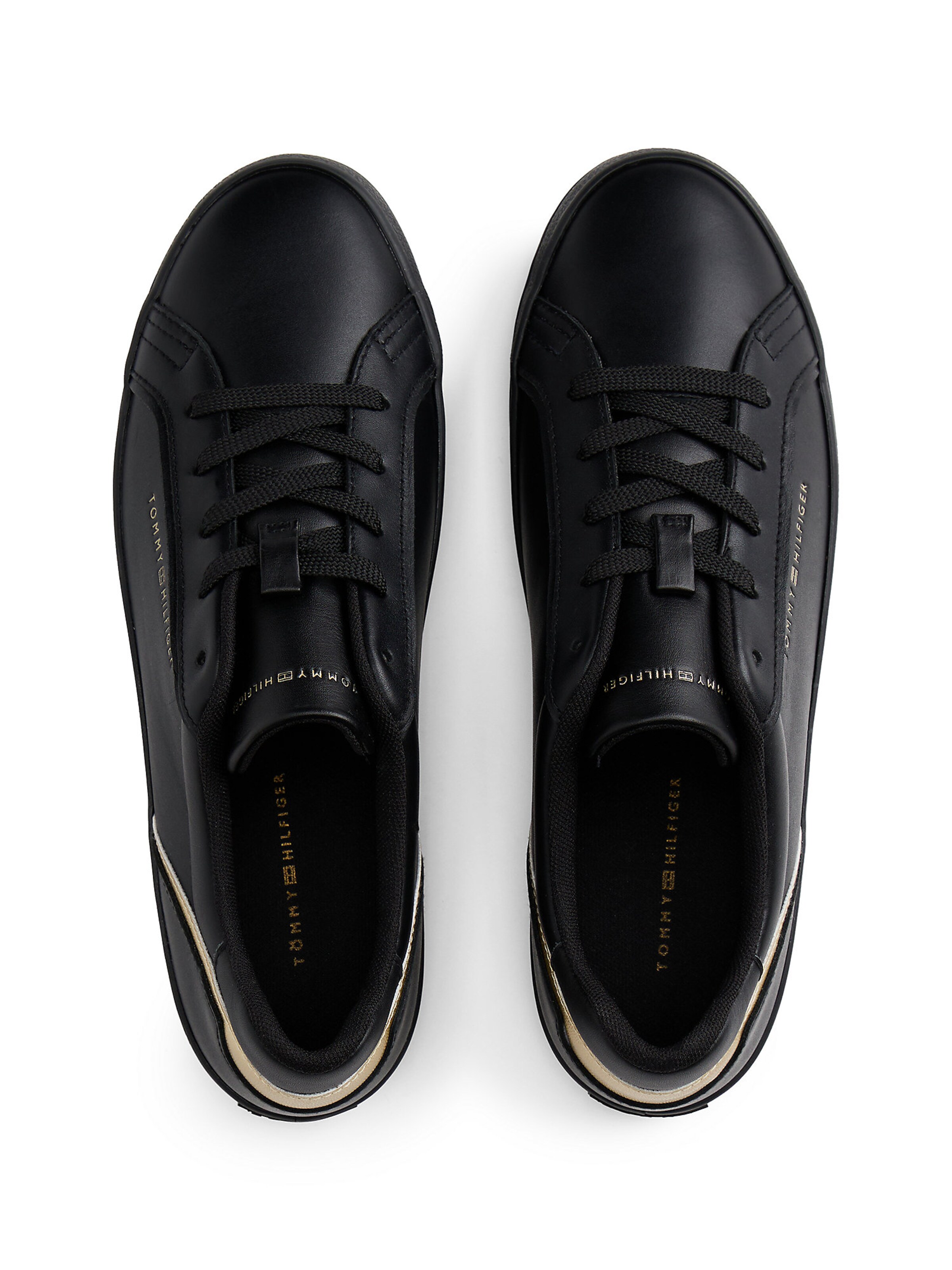TOMMY HILFIGER Sneaker in Schwarz