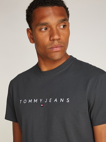 Tommy Jeans Shirt in Grey