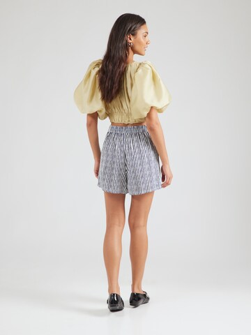 PIECES - Loosefit Pantalón 'PCTalvina' en blanco
