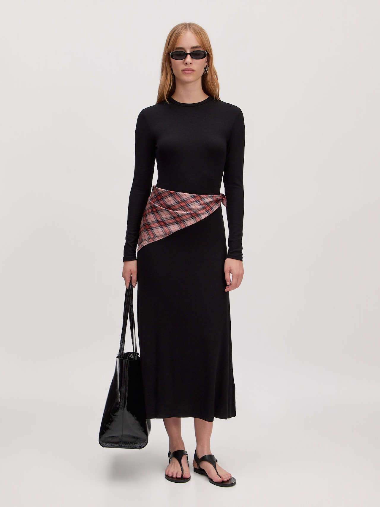 EDITED Produkte Kleid 'Vangelia' schwarz