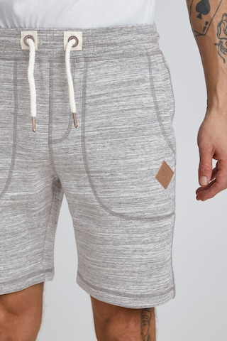 !Solid Regular Sweatshorts 'Aris' in Grau