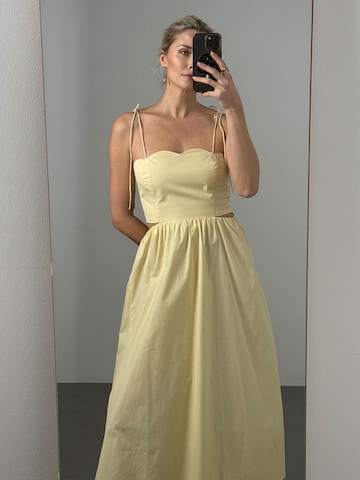Robe de soirée 'Tela' LeGer by Lena Gercke en jaune