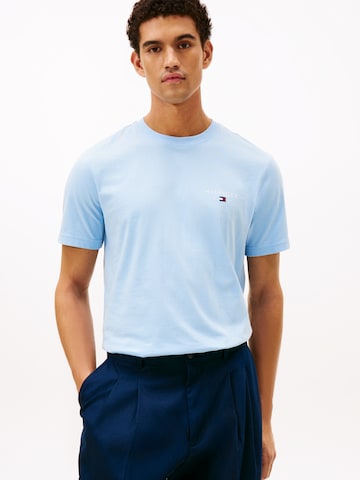 Maglietta 'BRAND LOVE' di TOMMY HILFIGER in blu: frontale