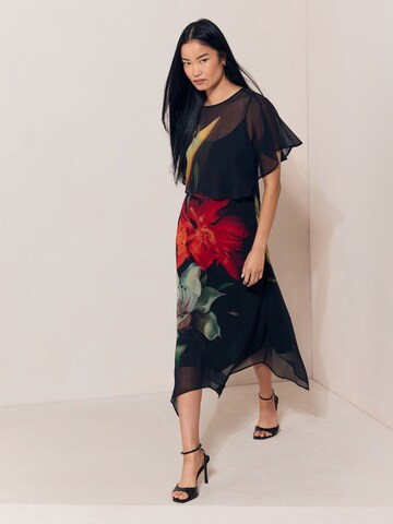 Lipsy Kleid in Schwarz