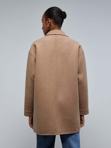 Scalpers Between-seasons coat in Brown