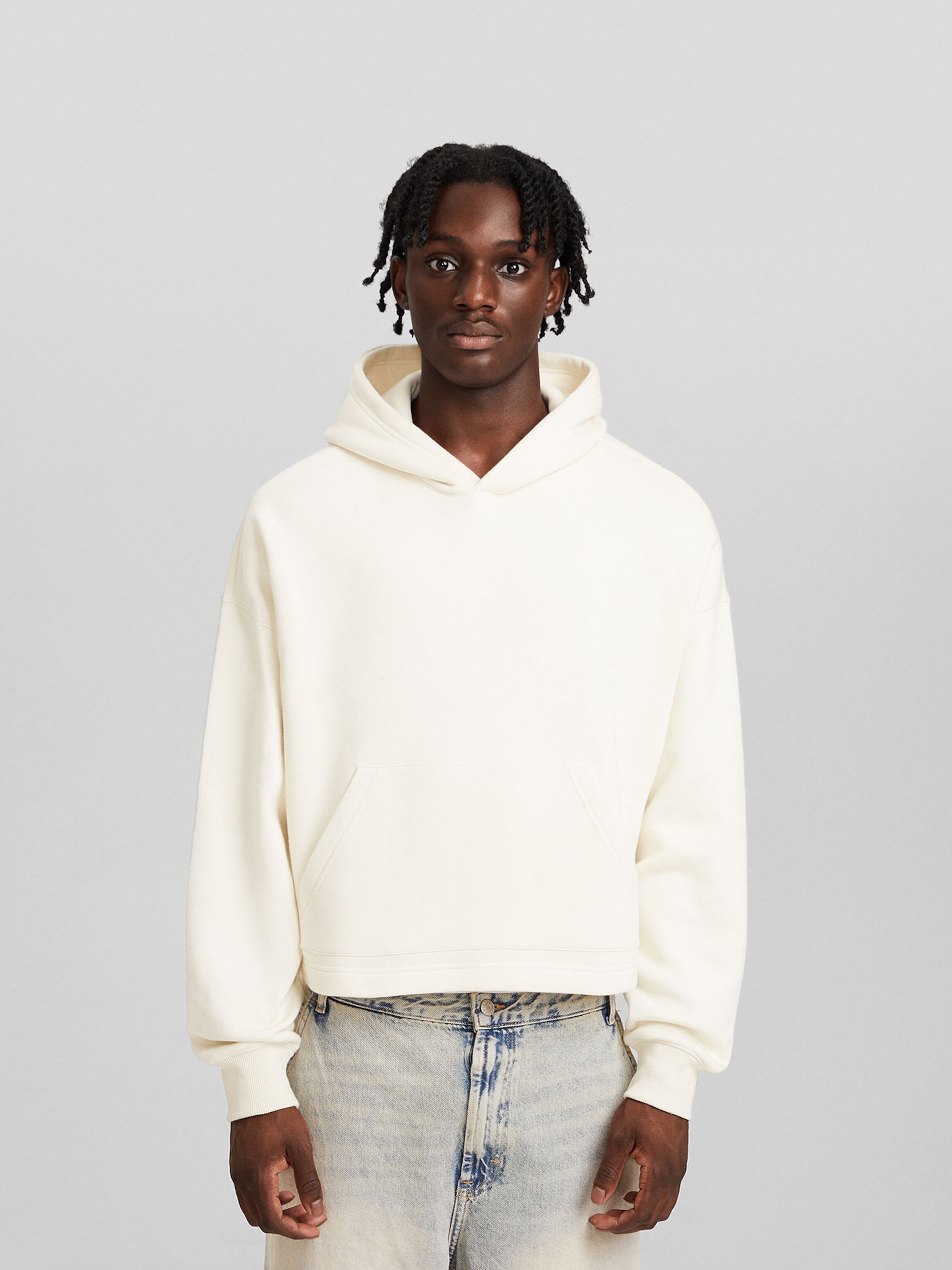 Bershka Sweatshirt in Off White ABOUT YOU