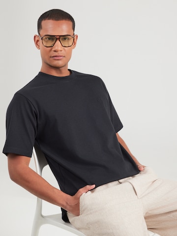 Dstrezzed Shirt in Black: front