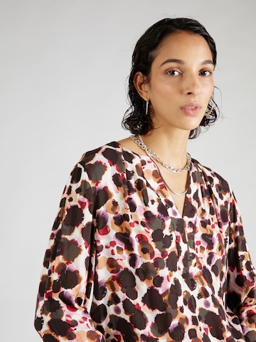 Cartoon Blouse in Bruin