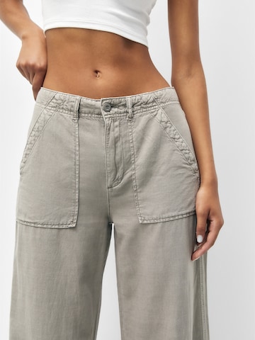 Pull&Bear Wide Leg Hose in Grau