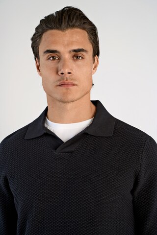 Lindbergh Sweater in Black