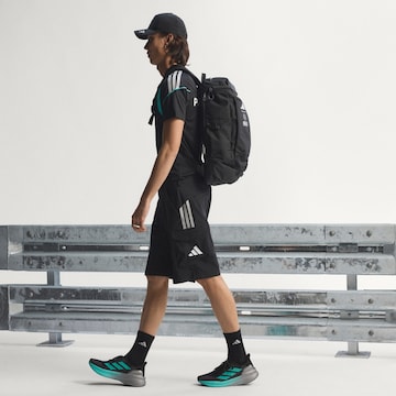 ADIDAS PERFORMANCE - Loosefit Pantalón deportivo ' MERCEDES – AMG PETRONAS FORMULA 1' en negro