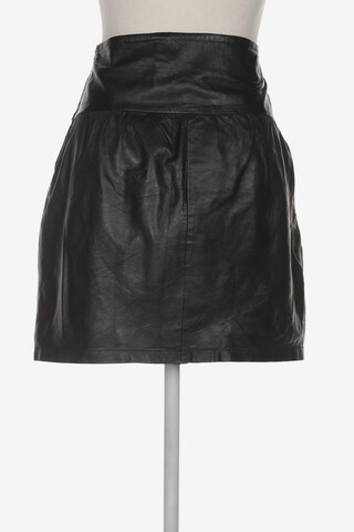 VILA Skirt in S in Black