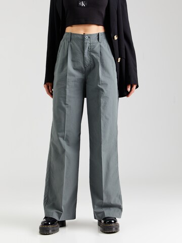 Calvin Klein Jeans Loosefit Hose in Grau: Vorderseite