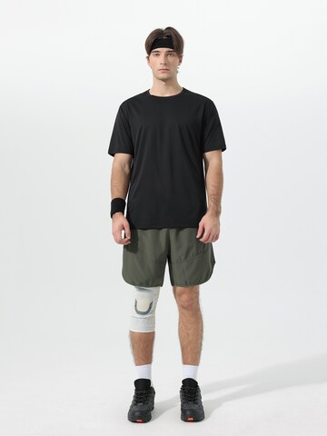 YOUTHUP Performance Shirt 'Feuchttrans' in Black