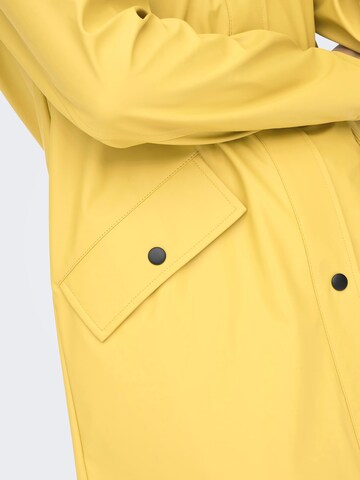 Manteau mi-saison 'Elisa' ONLY en jaune