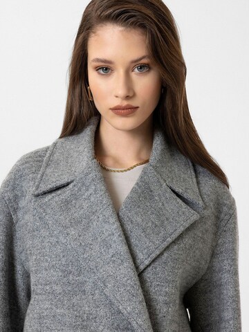 Cappotto di mezza stagione 'Dalila' di Antioch in grigio