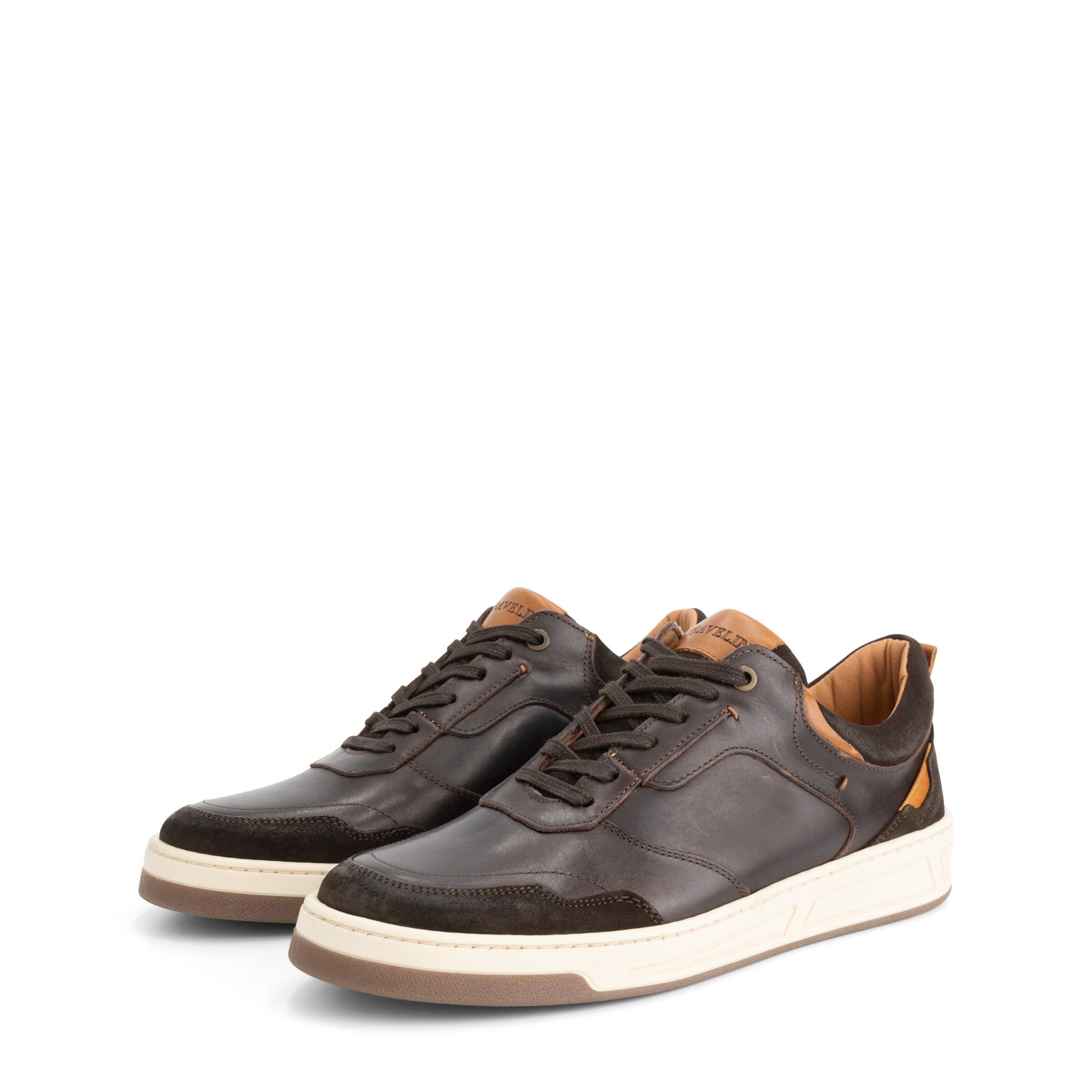 Travelin Sneakers laag 'Darley' in Bruin