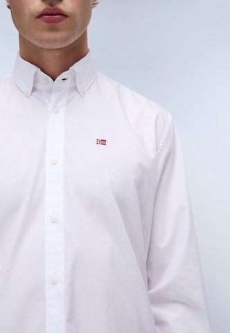 NAPAPIJRI Regular Fit Skjorte 'G-TERRA LS' i hvid