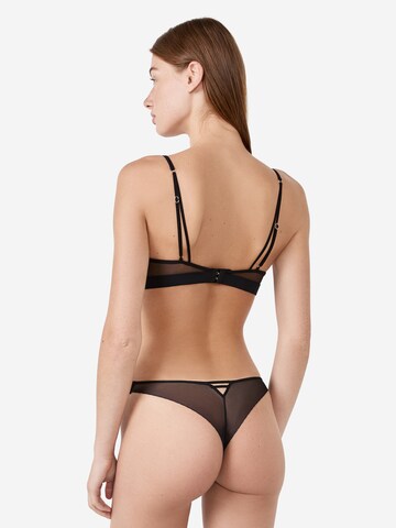 String di ETAM in nero
