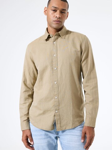 Regular fit Camicia di GARCIA in marrone: frontale