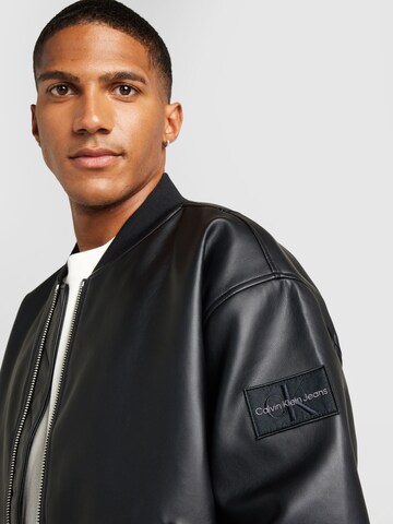 Calvin Klein Jeans Átmeneti dzseki - fekete