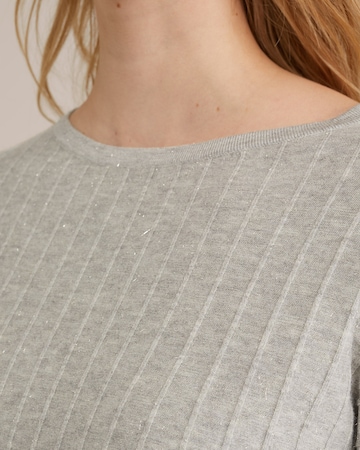 WE Fashion Sweater in Grey