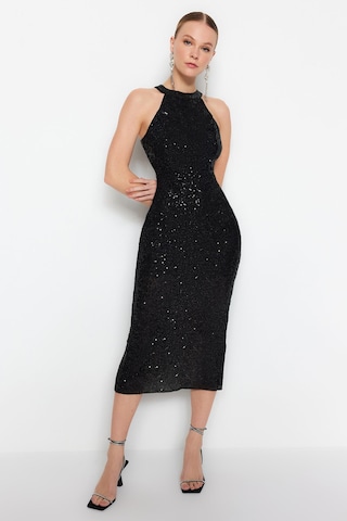Trendyol Dress in Black: front