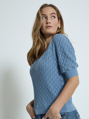 Pullover 'Rosalia' di Peppercorn in blu