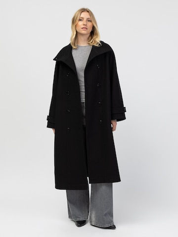 BROKE + SCHÖN Wintermantel in Schwarz