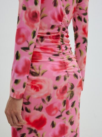 EDITED Платье 'Nati' в Ярко-розовый