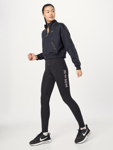 NIKE Skinny Sporthose in Schwarz