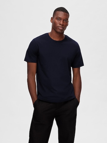 T-Shirt SELECTED HOMME en mélange de couleurs : devant