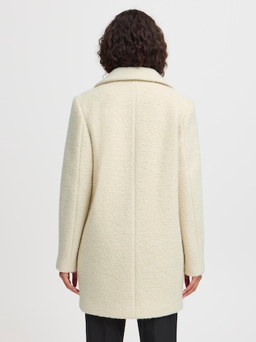 Cappotto di mezza stagione 'IH STIPA' di ICHI in bianco
