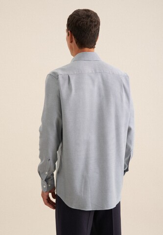 Coupe regular Chemise business SEIDENSTICKER en noir