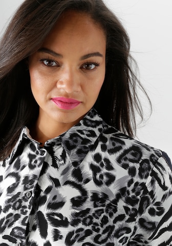 Aniston Bluse in Schwarz