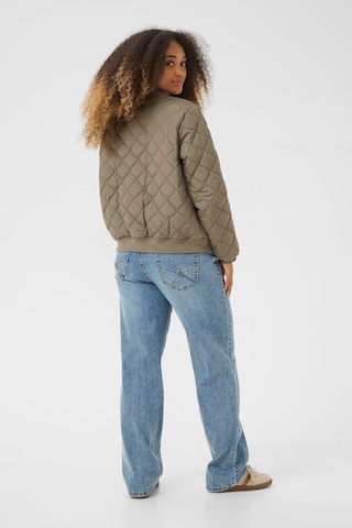 Veste mi-saison 'Arwen' Cream en vert