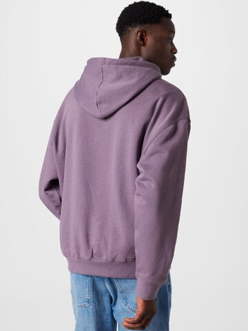 WEEKDAY Sweatshirt in Purple