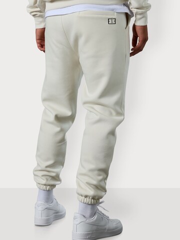 ESTEEM Regular Housut värissä beige