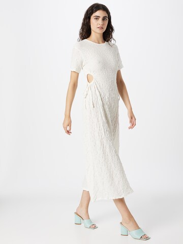 Gina Tricot Letní šaty 'Sol' – bílá