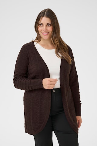 Cardigan 'KCemana' KAFFE CURVE en marron : devant