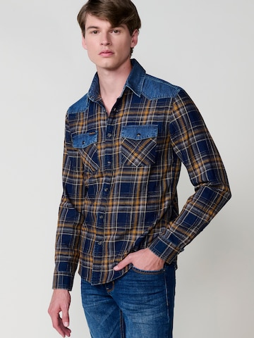 Coupe regular Chemise KOROSHI en bleu