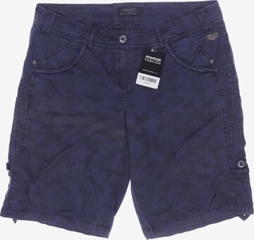 s'questo Shorts in M in Blue: front