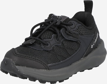 COLUMBIA Low shoe 'TRAILSTORM' in Black: front