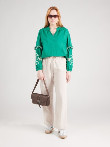 Vero Moda Curve Blouse 'VMCNOEL' in Green