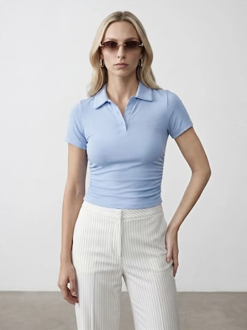 T-shirt Dilvin en bleu
