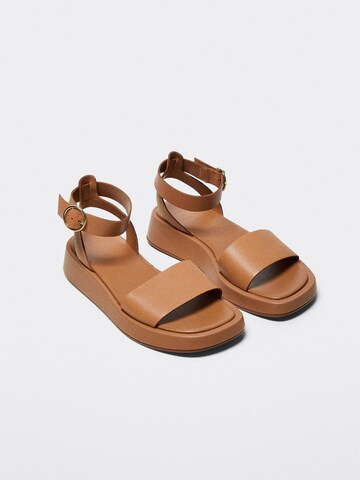 MANGO Sandal i brun