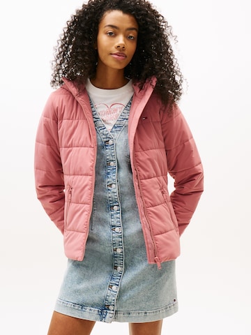 Tommy Jeans Преходно яке в розово: отпред
