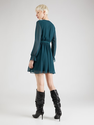 Robe de cocktail Trendyol en vert